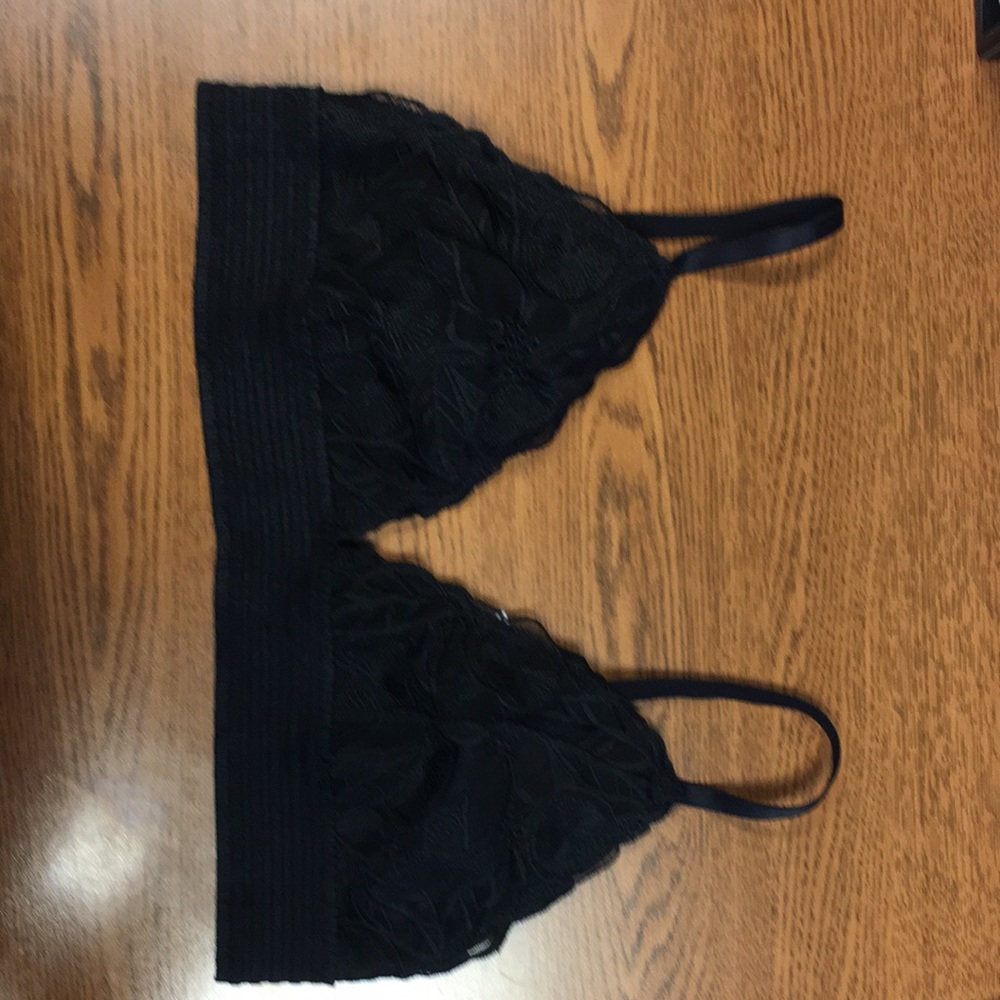 BNWT Aerie black lace bralette